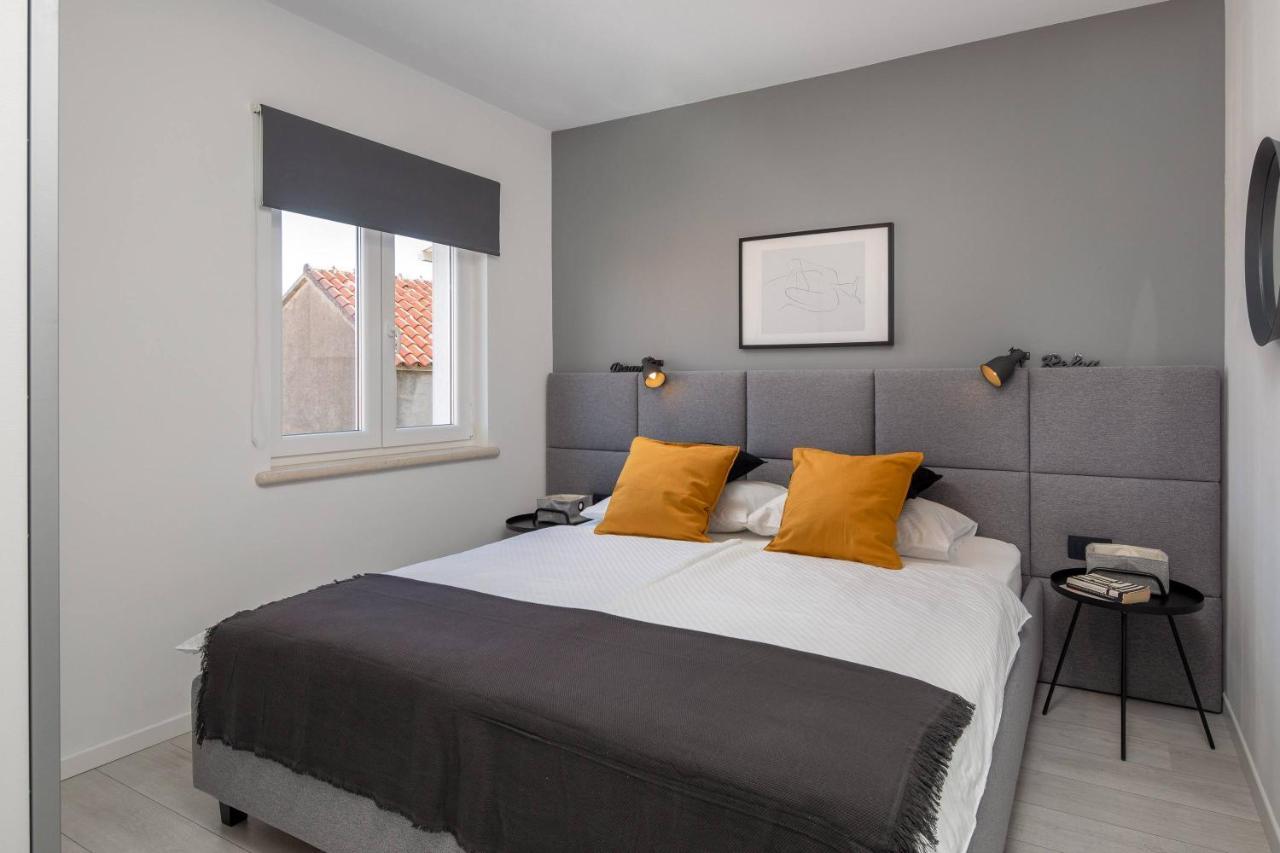 Apartments Valentina Bol Luaran gambar