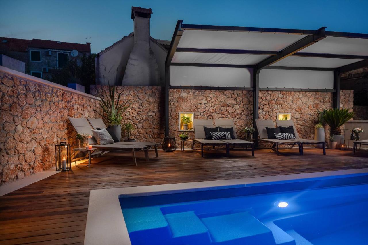 Apartments Valentina Bol Luaran gambar