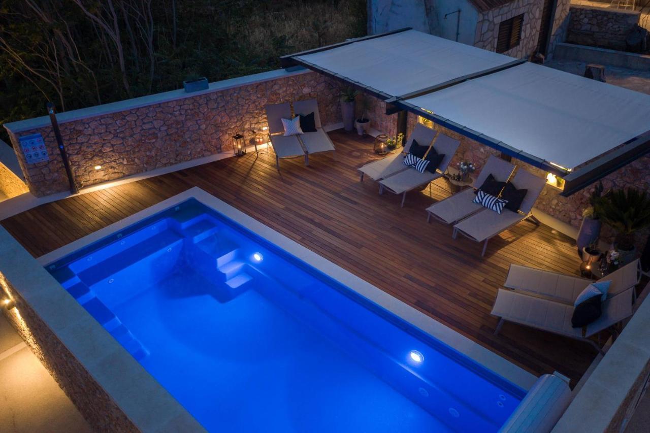 Apartments Valentina Bol Luaran gambar