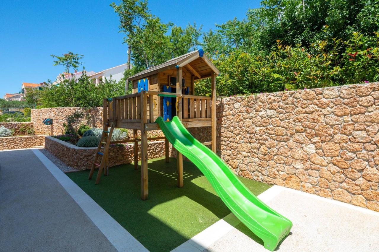 Apartments Valentina Bol Luaran gambar