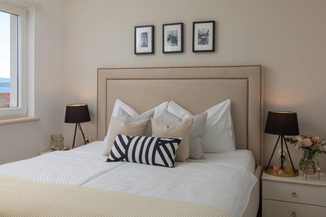 Apartments Valentina Bol Luaran gambar