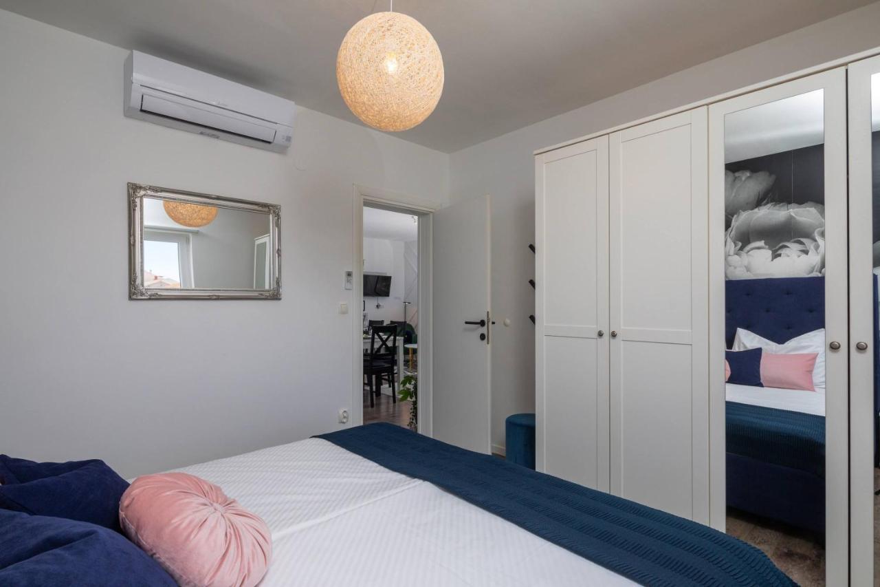 Apartments Valentina Bol Luaran gambar